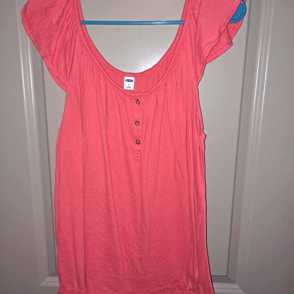 Pink sleeveless shirt